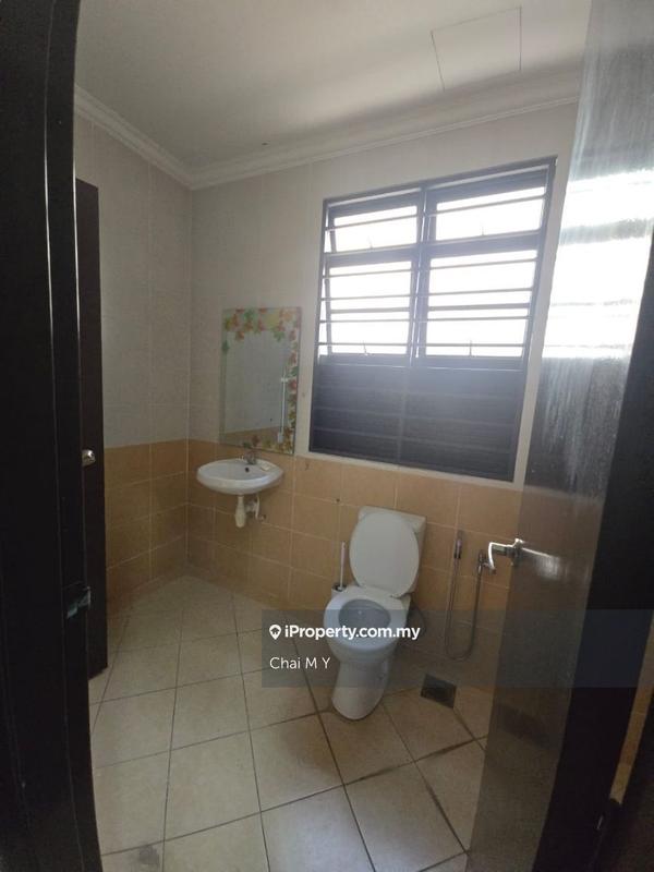 Rumah Berangkai 2 Tingkat untuk Dijual di Bandar Kinrara Hening, Puchong oleh Chai M Y - iProperty.com.my