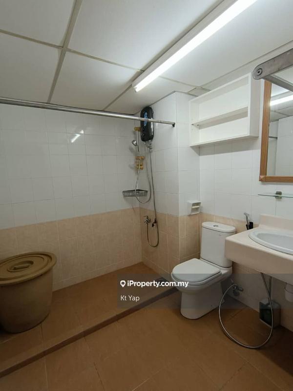 Condominium for Sale in Amadesa Resort Condominium by Kt Yap - iProperty.com.my