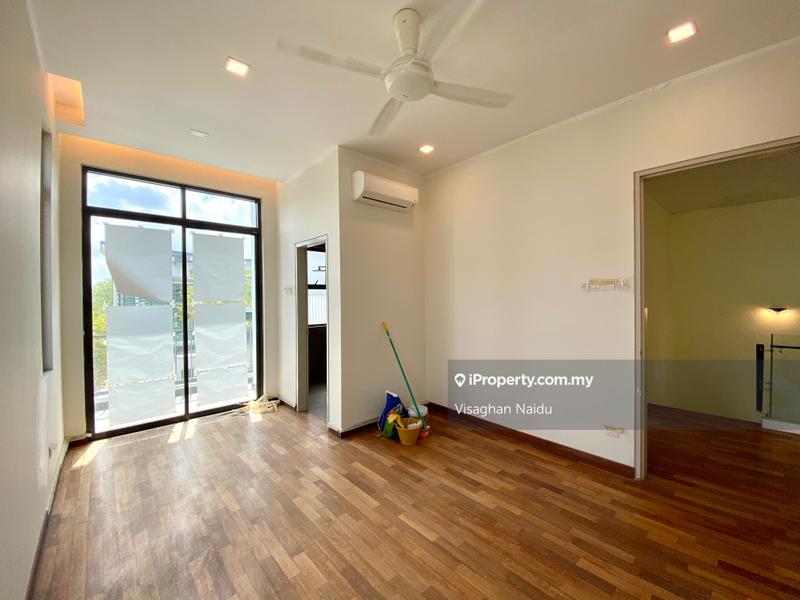 Bungalow House for Sale in Kota Emerald, Rawang by Visaghan Naidu - iProperty.com.my