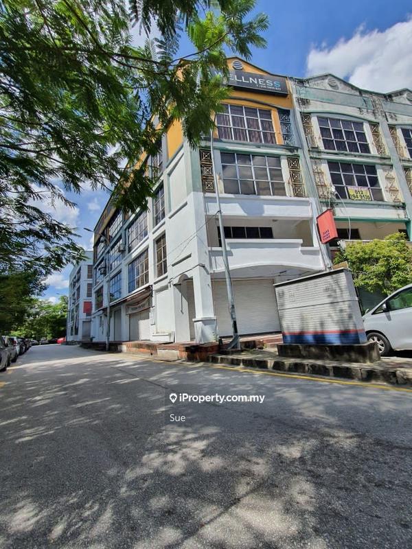 For Sale - Seksyen 9, Shah Alam