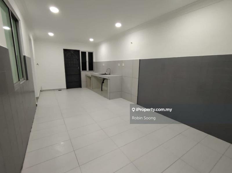 Rumah Berangkai 1 Tingkat untuk Dijual di Taman Bachang Jaya, Bachang oleh Robin Soong - iProperty.com.my