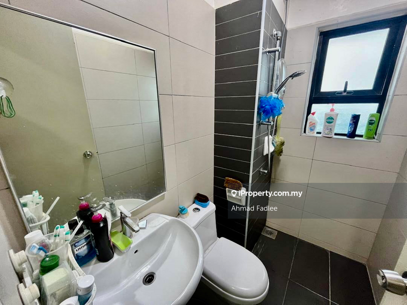 Condominium for Sale in Lake Vista Residence (Tasik Vista Residen) by Ahmad Fadlee - iProperty.com.my
