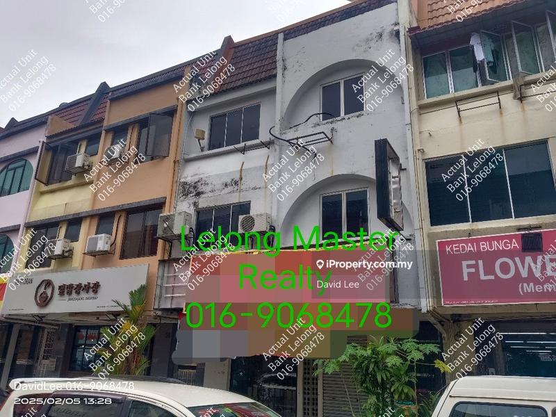 For Sale - Commercial Lot