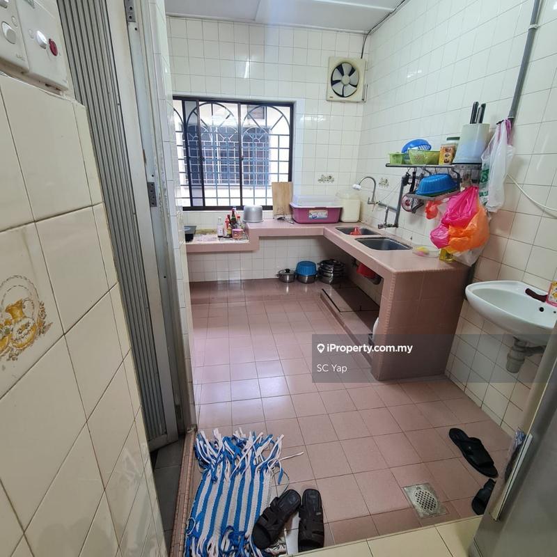 Rumah Teres 2-Tingkat untuk Dijual di Taman Sungai Besi Indah, Seri Kembangan oleh SC Yap - iProperty.com.my
