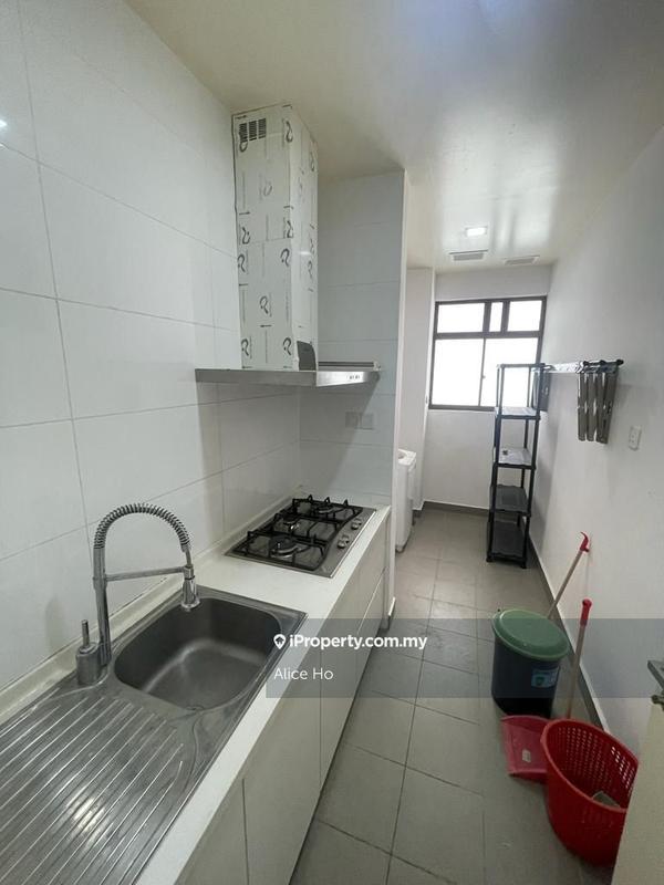 Kediaman Servis untuk Dijual di Isola oleh Alice Ho - iProperty.com.my