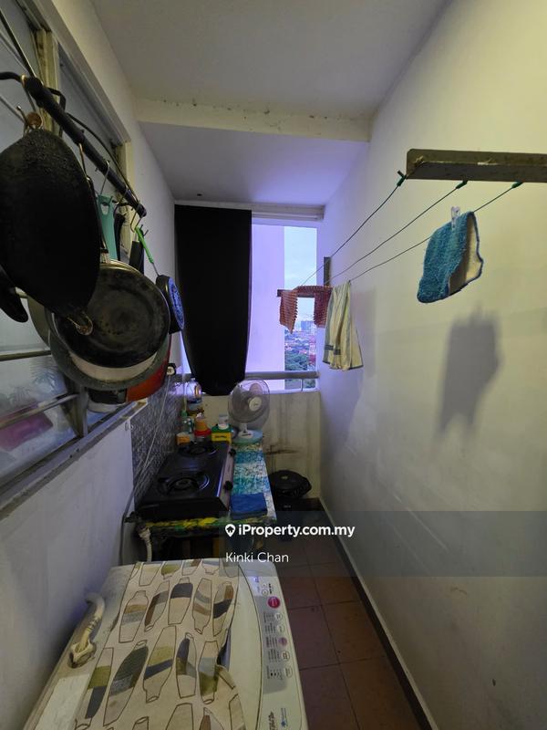 For Sale - Suasana Lumayan