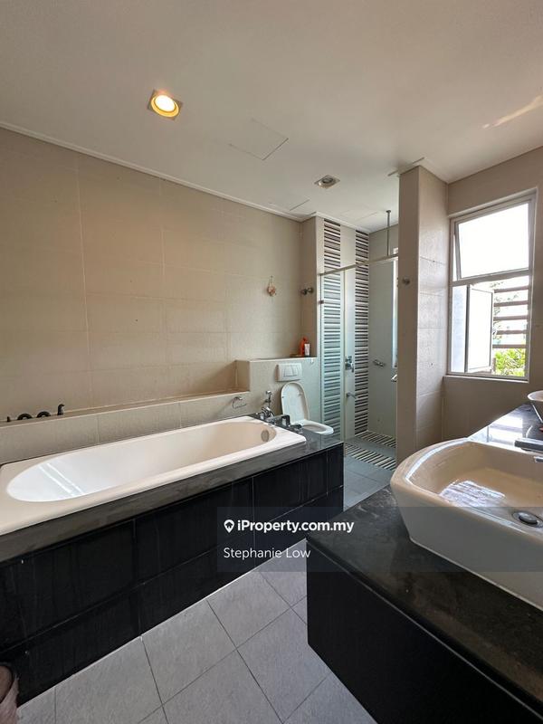 2.5-storey Terraced House for Sale in USJ Heights, Subang Jaya by Kimmin Low - iProperty.com.my
