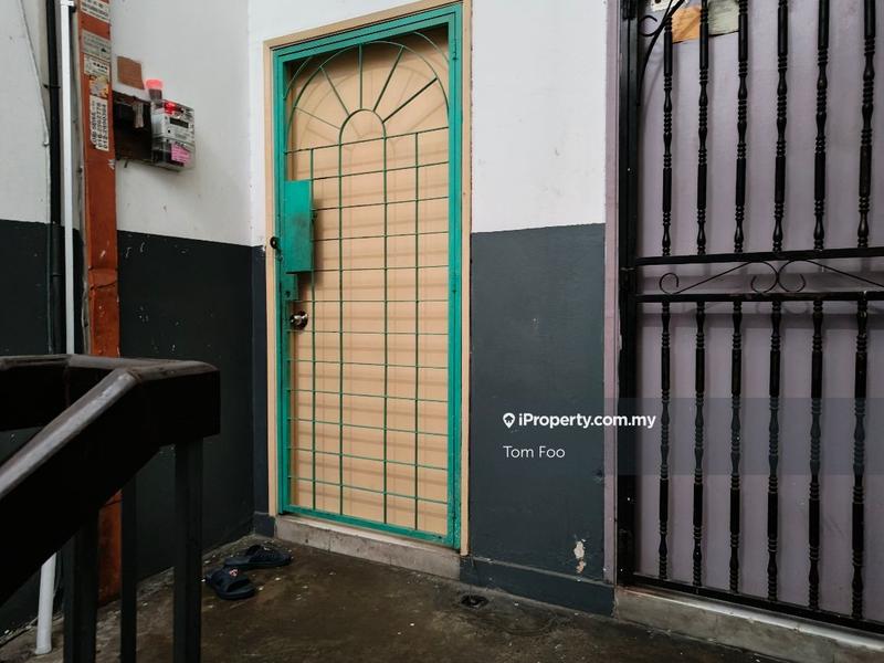 Rumah Pangsa untuk Dijual di Kuchai Entrepreneurs Park oleh Tom Foo - iProperty.com.my