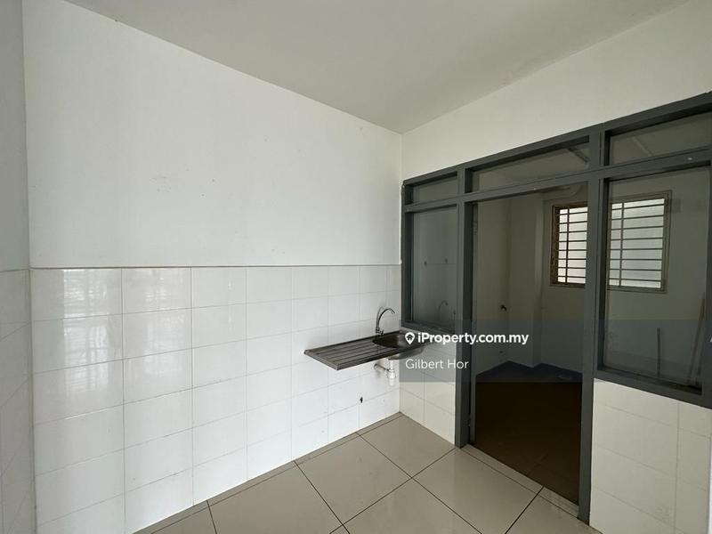 Service Residence for Sale in MH Platinum Residence by Gilbert Hor - iProperty.com.my
