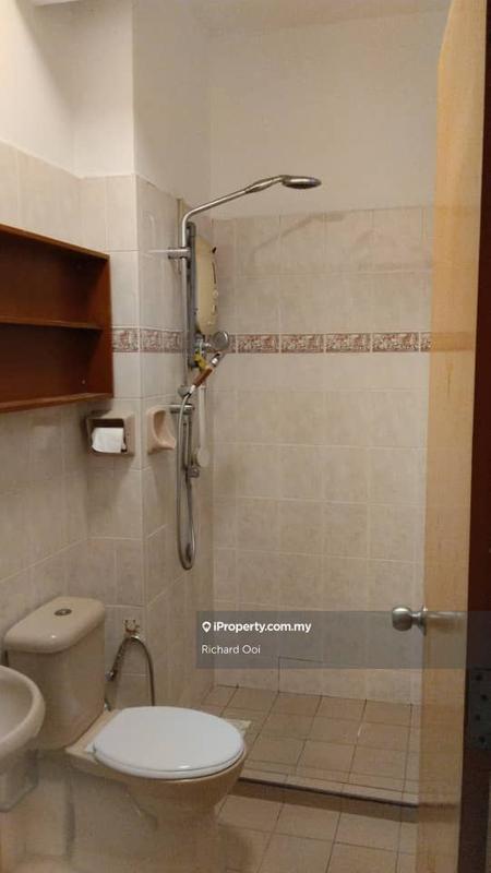 Townhouse for Sale in Taman Sea, Petaling Jaya by Richard Ooi - iProperty.com.my