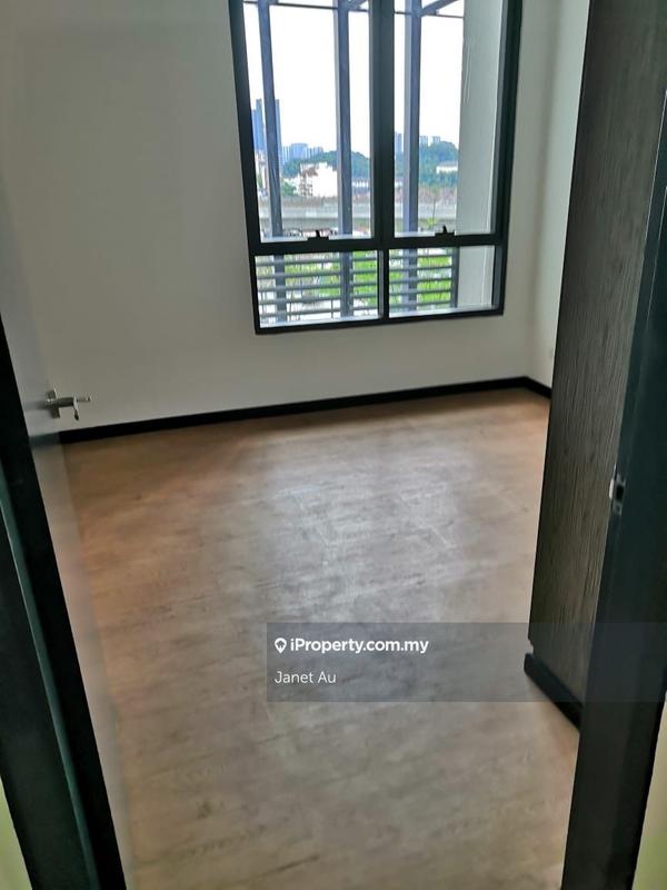 Service Residence for Sale in Flexis @ One South by Janet Au - iProperty.com.my
