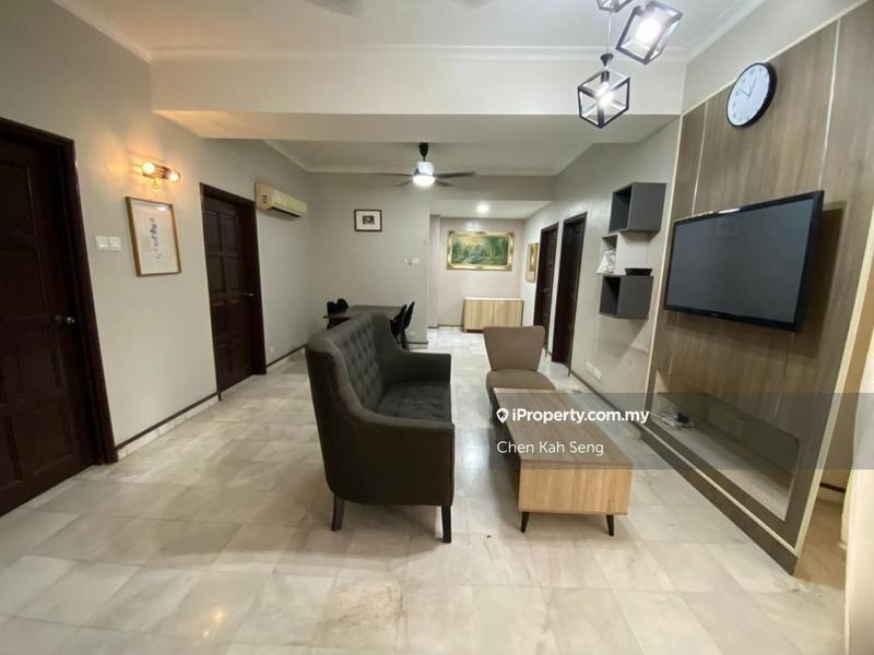 For Rent - Villa Puteri