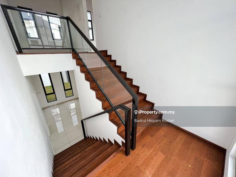 Banglo untuk Dijual di Alam Sari, Bangi oleh Badrul Hisyam Roslan - iProperty.com.my