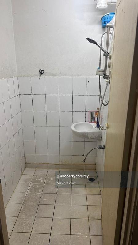 Apartment for Sale in Aman Putra Apartment by Allister Seow - iProperty.com.my