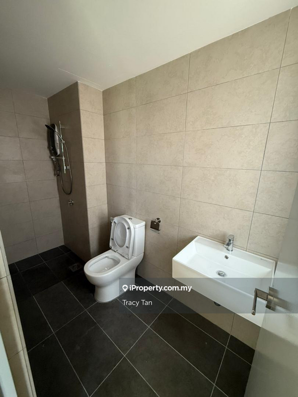 Service Residence for Sale in M Luna by Tracy Tan - iProperty.com.my