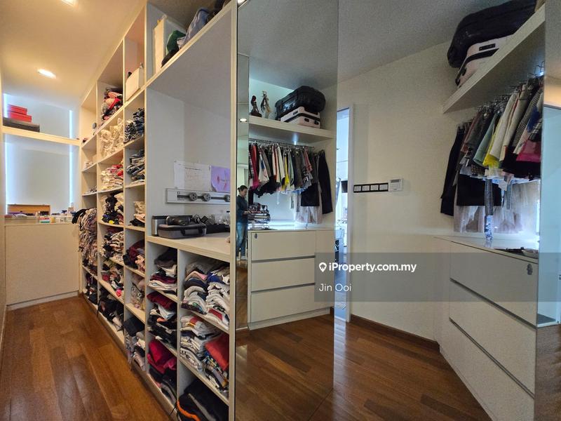 For Sale - Desa Eight