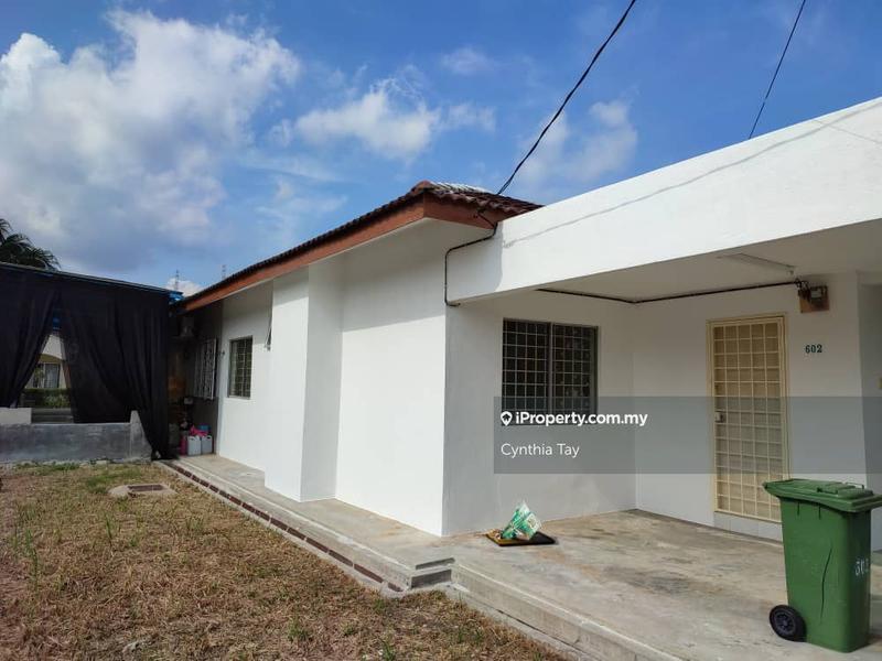 Rumah Berkembar untuk Dijual di Green Street Homes, Seremban 2 oleh Cynthia Tay - iProperty.com.my