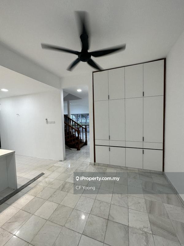 Bungalow House untuk Dijual di Setiakasih, Damansara Heights oleh CF Yoong - iProperty.com.my
