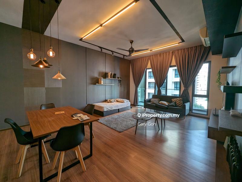 For Sale - The Potpourri