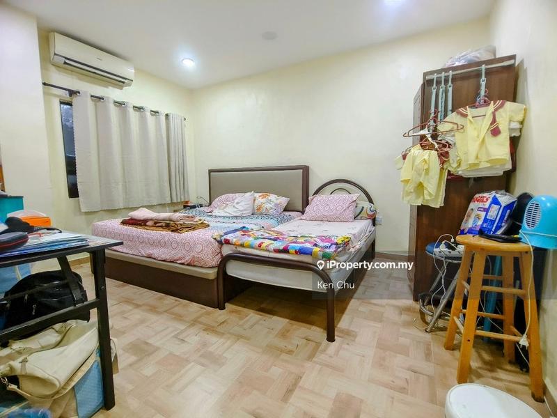 Rumah Berkembar untuk Dijual di Taman Makmur, Bandar Sungai Long oleh Ken Chu - iProperty.com.my