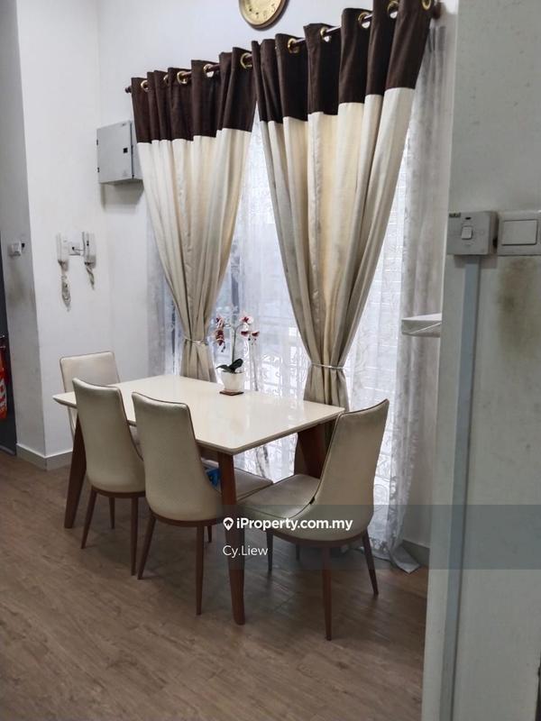 Rumah Bandar untuk Dijual di Taman Bukit Serdang, Seri Kembangan oleh Cy.Liew - iProperty.com.my