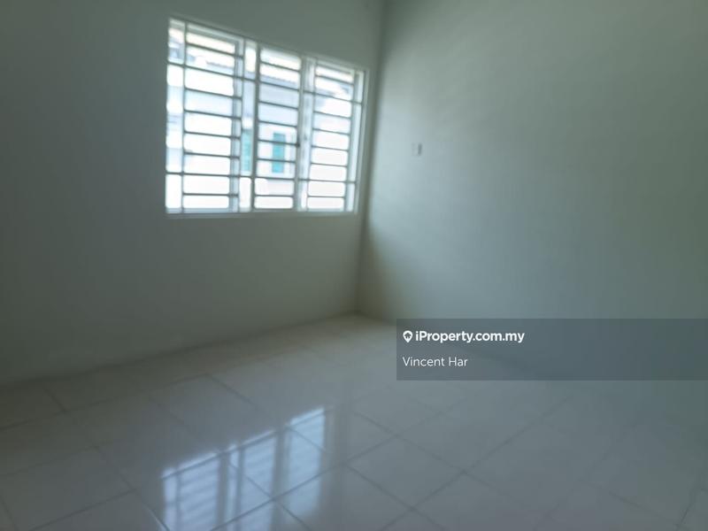Townhouse for Sale in Taman Permatang Maju, Sitiawan by Vincent Har - iProperty.com.my