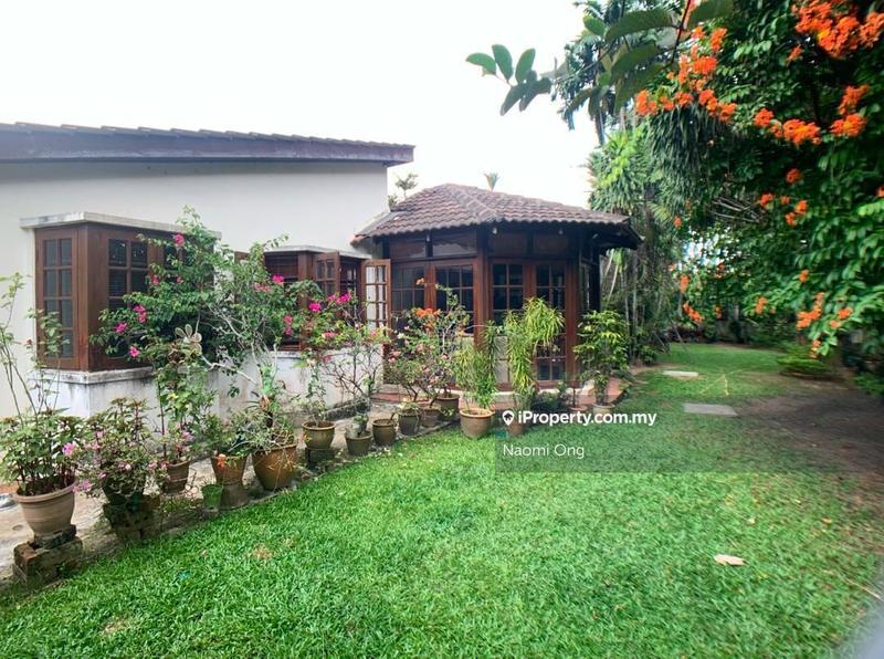 Bungalow House untuk Dijual di Seksyen 12, Petaling Jaya oleh Naomi Ong - iProperty.com.my