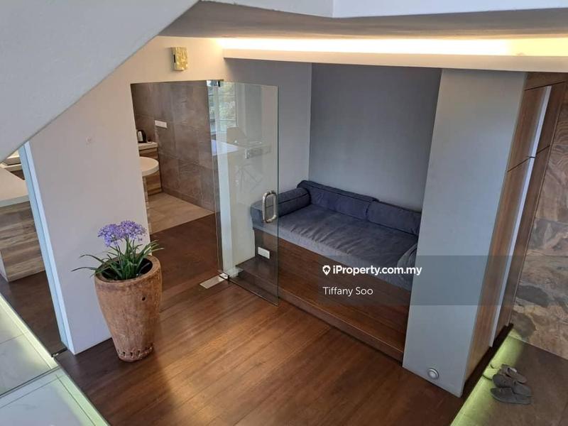 For Sale - Sri Murni