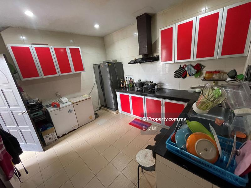Bungalow House for Sale in Taman Melawati, Ulu Kelang by Billy Lai - iProperty.com.my
