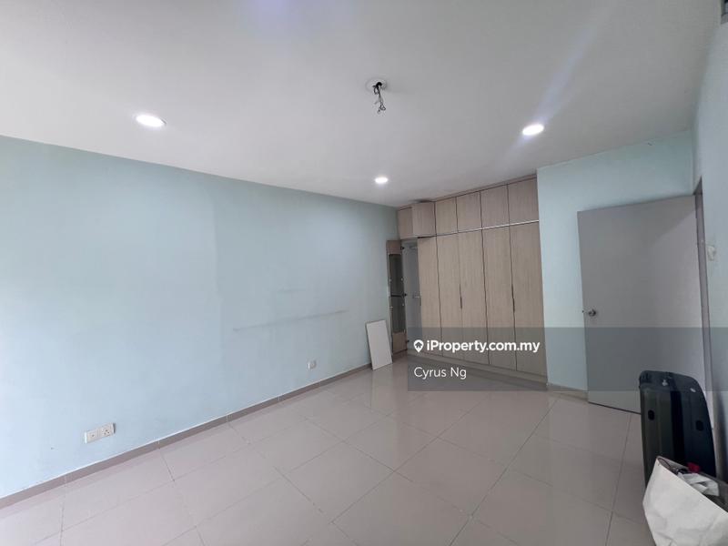 For Sale - Astana Lumayan