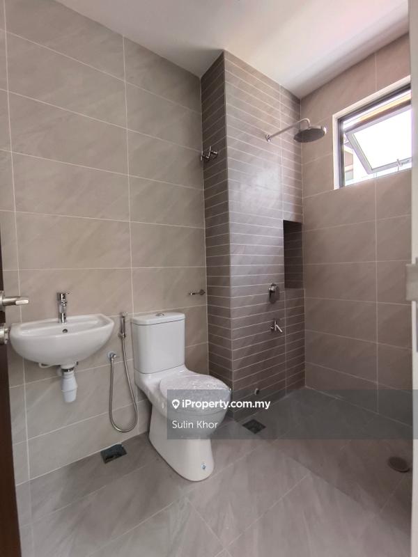 Rumah Berkembar untuk Dijual di Bandar Kinrara Seksyen 8, Bandar Kinrara oleh Sulin Khor - iProperty.com.my