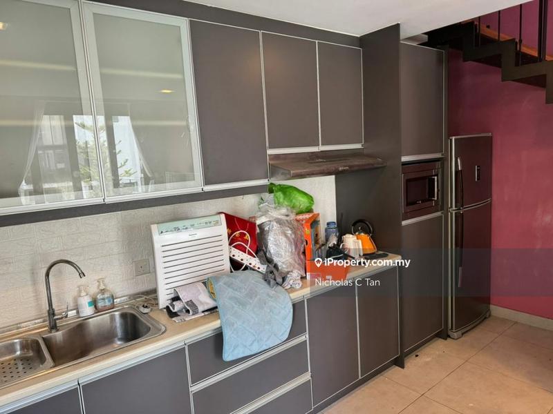 Residensi Servis untuk Disewa di Centrio Pantai Hillpark oleh Nicholas C Tan - iProperty.com.my