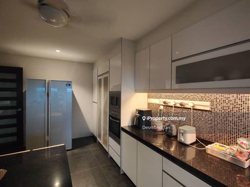 Rumah Berkembar untuk Dijual di SS 21, Damansara Utama, Petaling Jaya oleh Desmond Tan - iProperty.com.my
