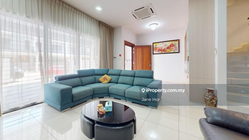 Rumah Berangkai 3 Tingkat untuk Dijual di 16 Sierra, Puchong oleh Jane Hor - iProperty.com.my