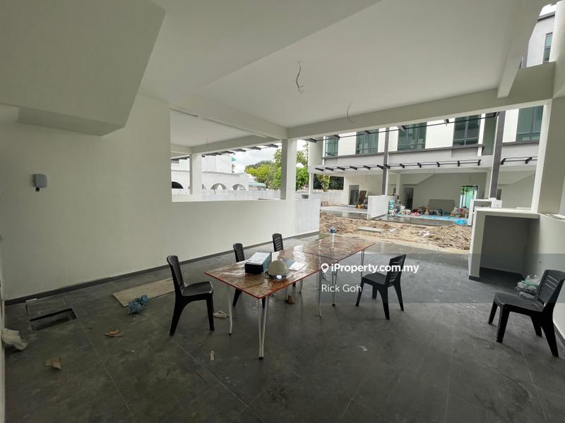 Rumah Teres 4-Tingkat untuk Dijual di 8 Babington Residence 4/Storey/Luxury Link House, George Town oleh Rick Goh - iProperty.com.my