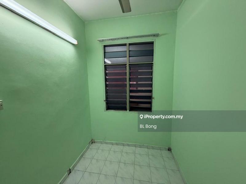 2-storey Terraced House for Sale in Taman Cheng Perdana, Cheng by BL Bong - iProperty.com.my