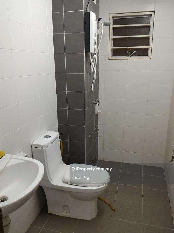 Service Residence for Sale in Alam Idaman by Jason Ng - iProperty.com.my