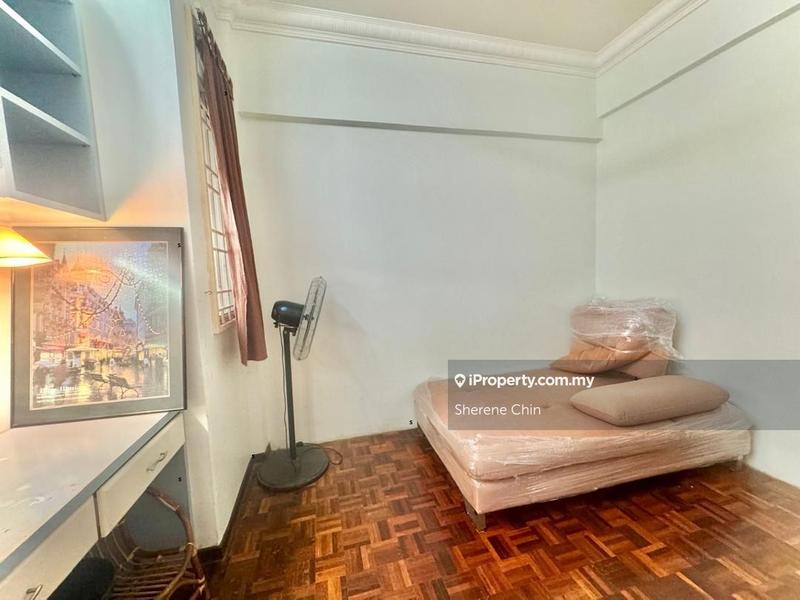 For Sale - Leader Garden