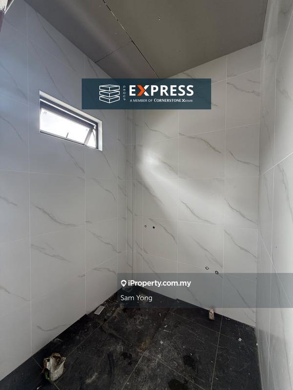 Bungalow House for Sale in Holiday Park, Miri by Sam Yong - iProperty.com.my