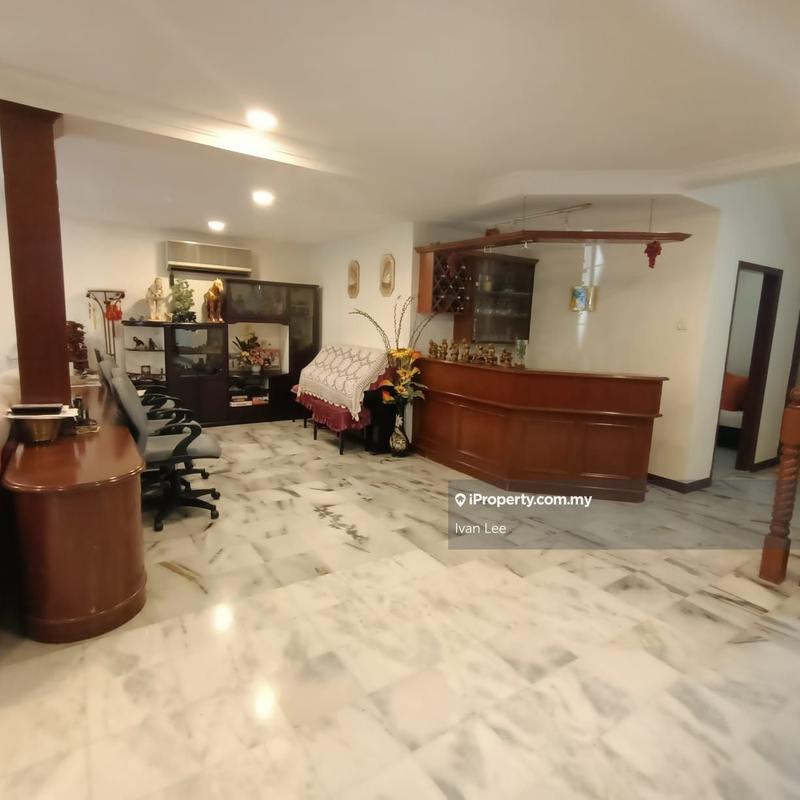 Bungalow House for Sale in Seksyen 17, Petaling Jaya by Ivan Lee - iProperty.com.my