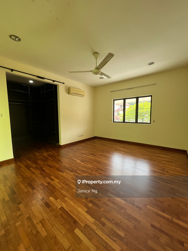 Rumah Teres 2.5-Tingkat untuk Dijual di Sierramas, Sungai Buloh oleh Janice Ng - Master bedroom - iProperty.com.my