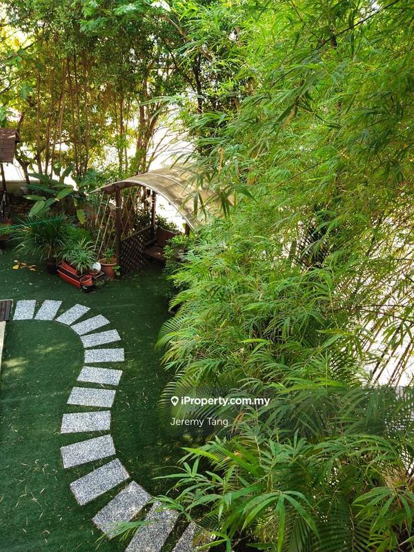 Rumah Berkembar untuk Dijual di Amarin Kiara, Mont Kiara oleh Jeremy Tang - iProperty.com.my