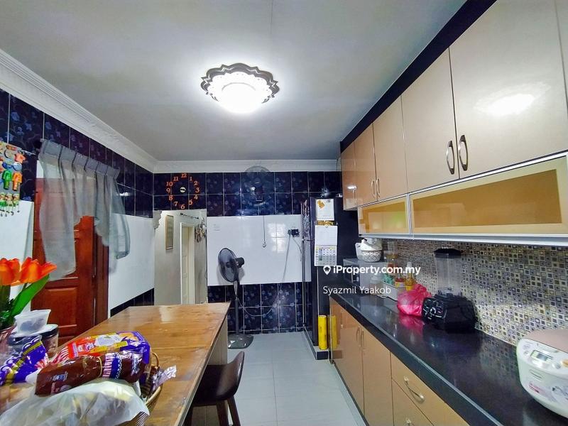 Rumah Berangkai 1 Tingkat untuk Dijual di Taman Bukit Permai, Ampang oleh Syazmil Yaakob - iProperty.com.my
