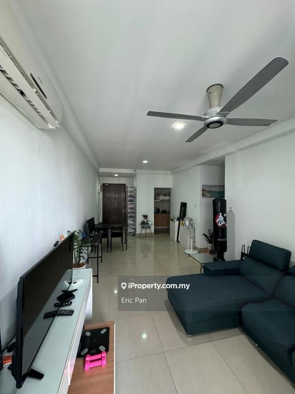 For Sale - Shaftsbury Residence