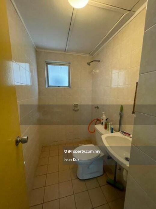 Kondominium untuk Dijual di D'aman Crimson oleh Ivan Kok - Bathroom - iProperty.com.my
