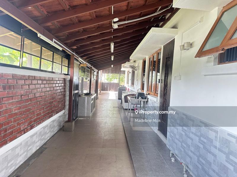 Bungalow House untuk Dijual di Damansara Idaman, Petaling Jaya oleh Madeline Mok - iProperty.com.my