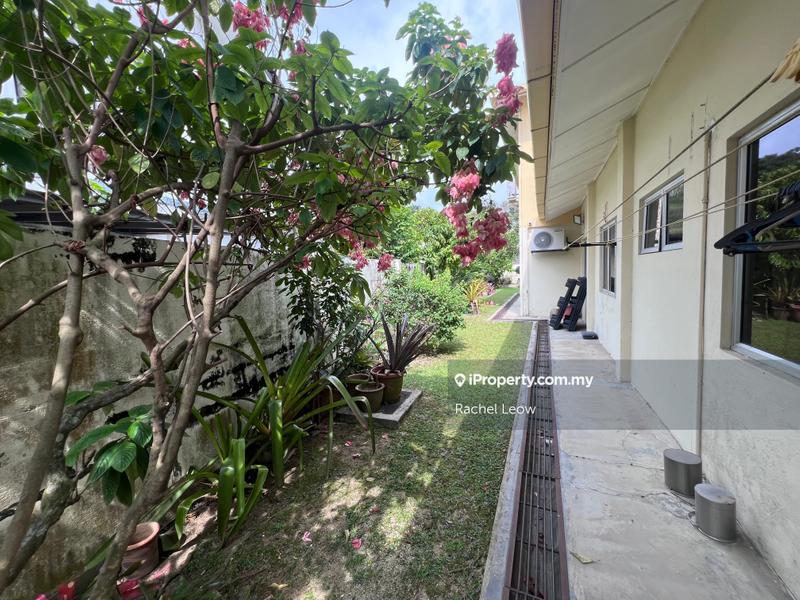 Bungalow House for Sale in smb5k, Petaling Jaya by Rachel Leow - iProperty.com.my