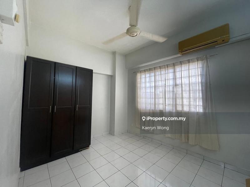 For Sale - Prisma Perdana