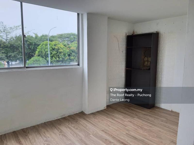 For Sale - 1st Floor Office For Sale Pusat Perdagangan Taman Dagang (Garden City) Ampang Selangor