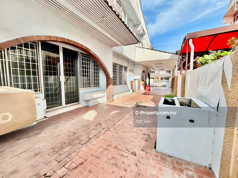 Semi-Detached House for Sale in Taman Permata, Ulu Kelang by Aliff Sani - iProperty.com.my